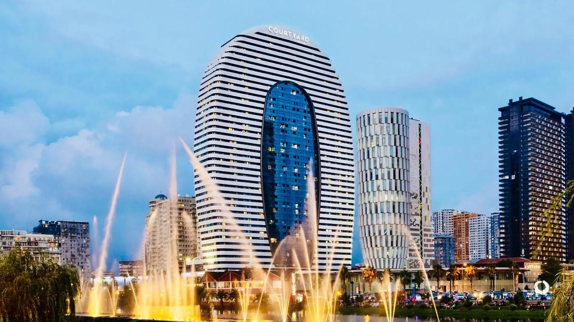 Bonvoy Apartments In Courtyard Batumi Gruzie